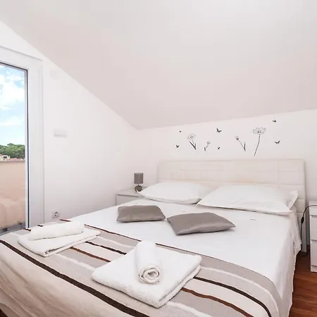 Apartament Sara Rogoznica (Sibenik-Knin)